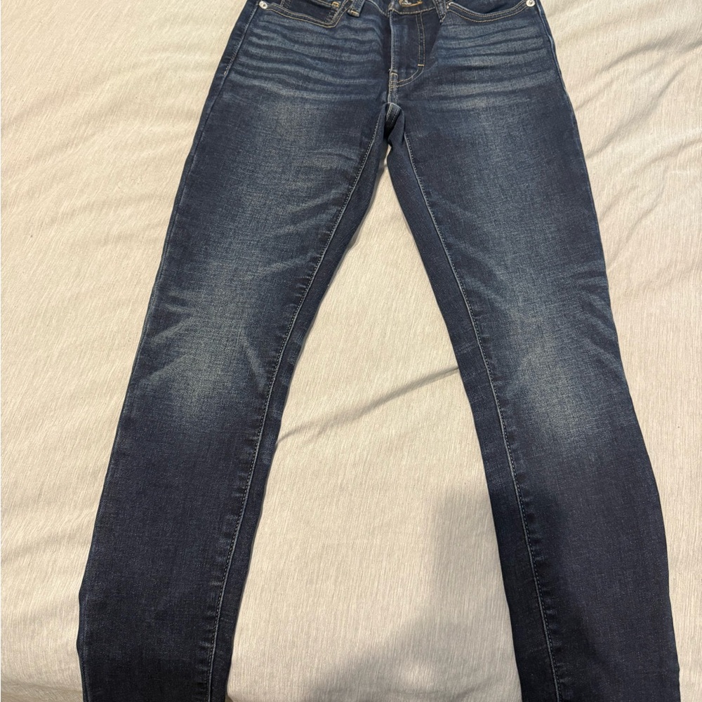 Lucky Brand Woman’s Indigo Stretch Jeans
